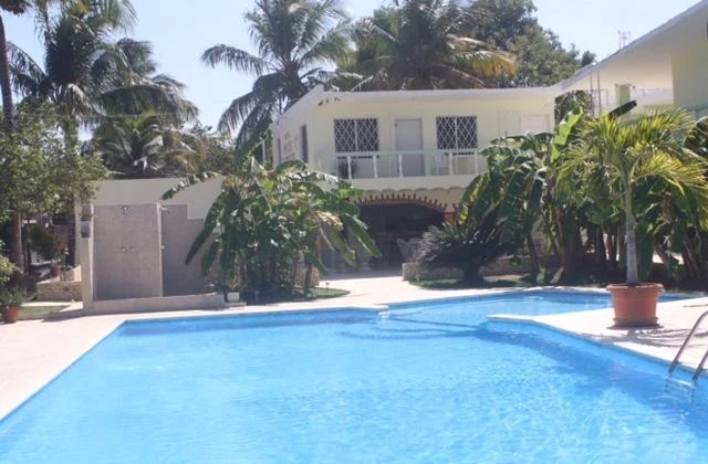 Hotel Magic Tropical Boca Chica Piscina 1